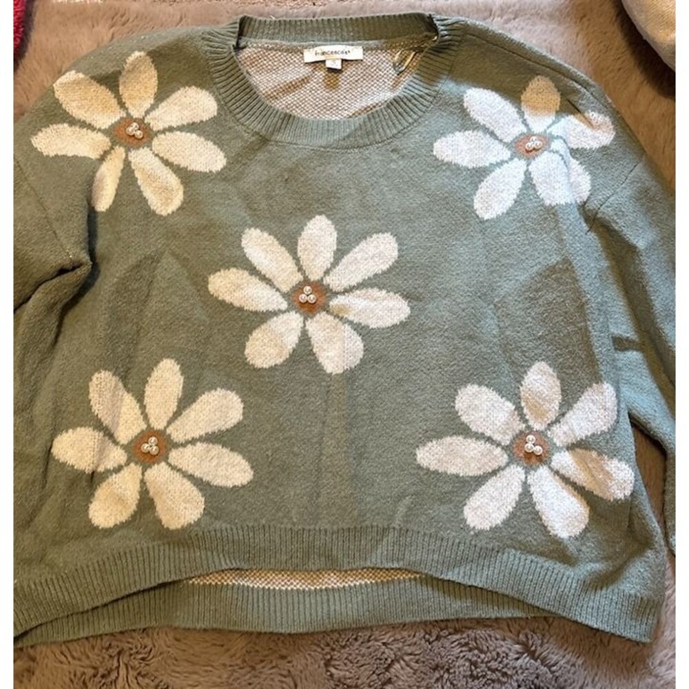 Francesca's Women's Sweater Size S